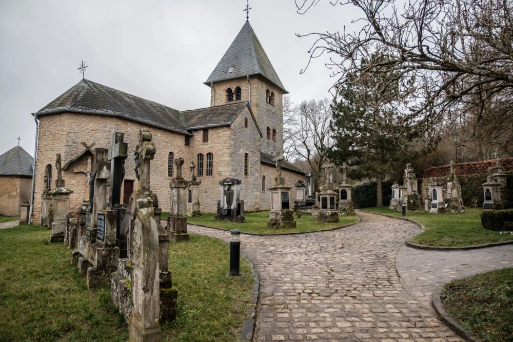 Vue de face de la Girstenklaus Chapelle