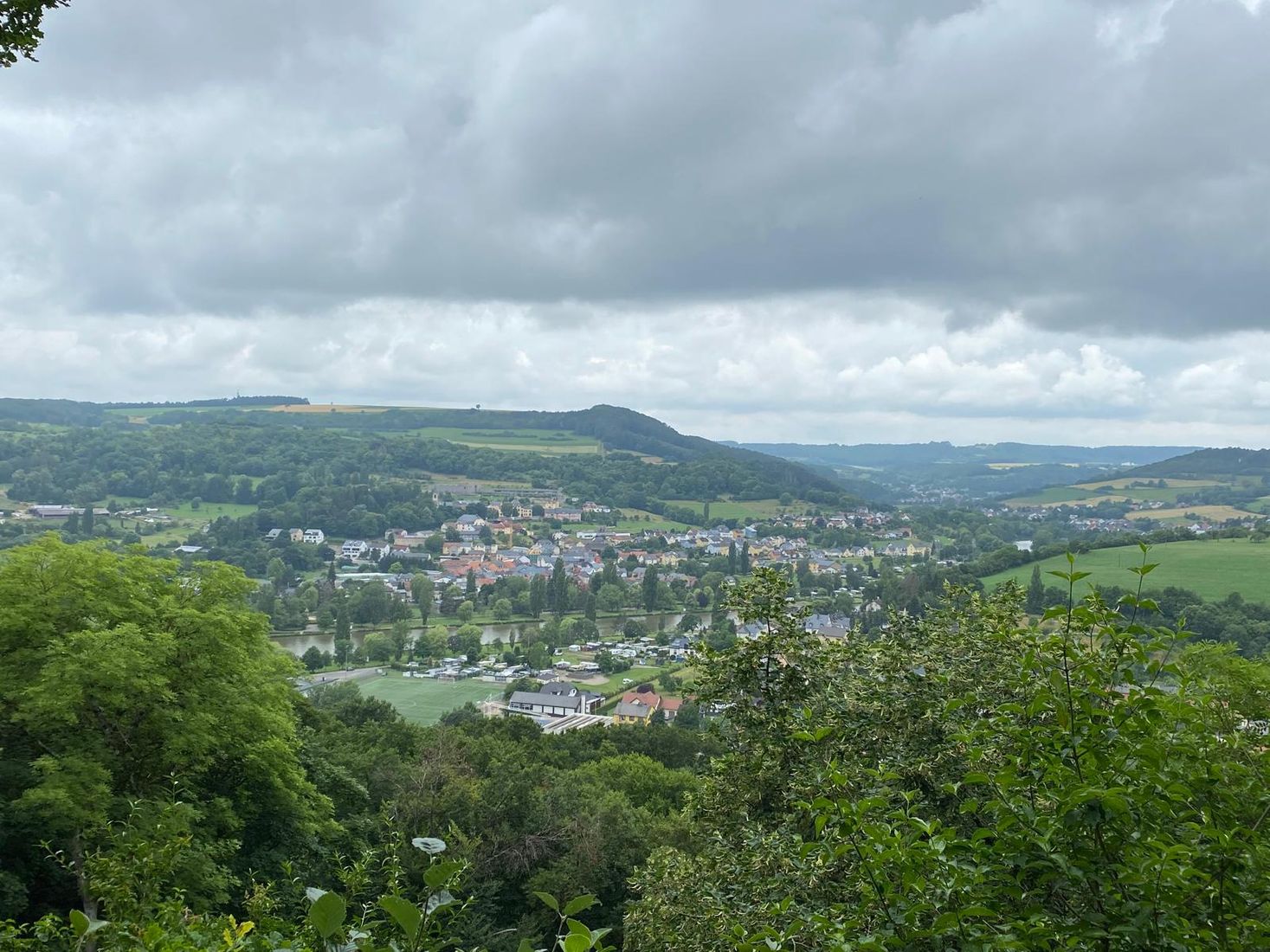 Panoramablick auf das Dorf Rosport