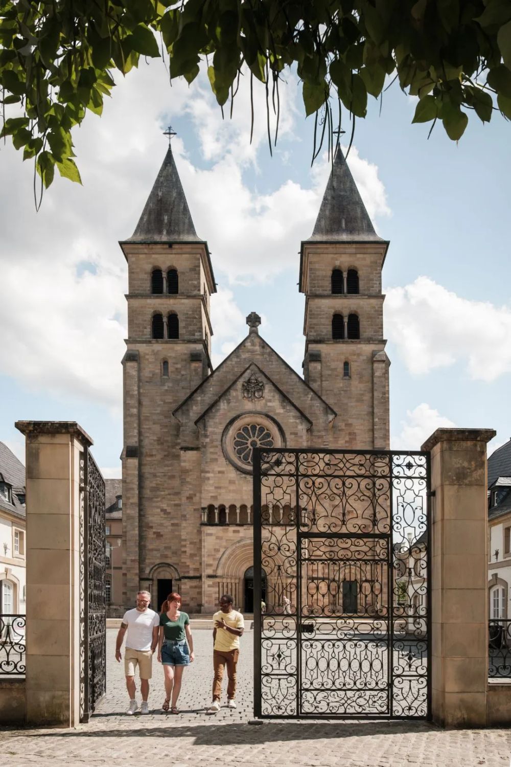 Facade de la Basilique St. Willibrord Echternach
