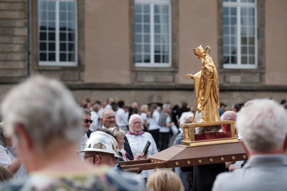 Echternach Hopping Procession